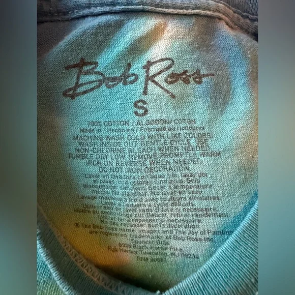 Unisex Tie-Dye Graphic T-Shirt - hand crafted - Picture 7 of 7